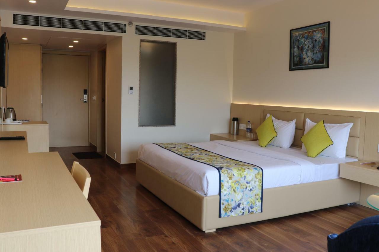 Hotel Le Amor Kota  Extérieur photo